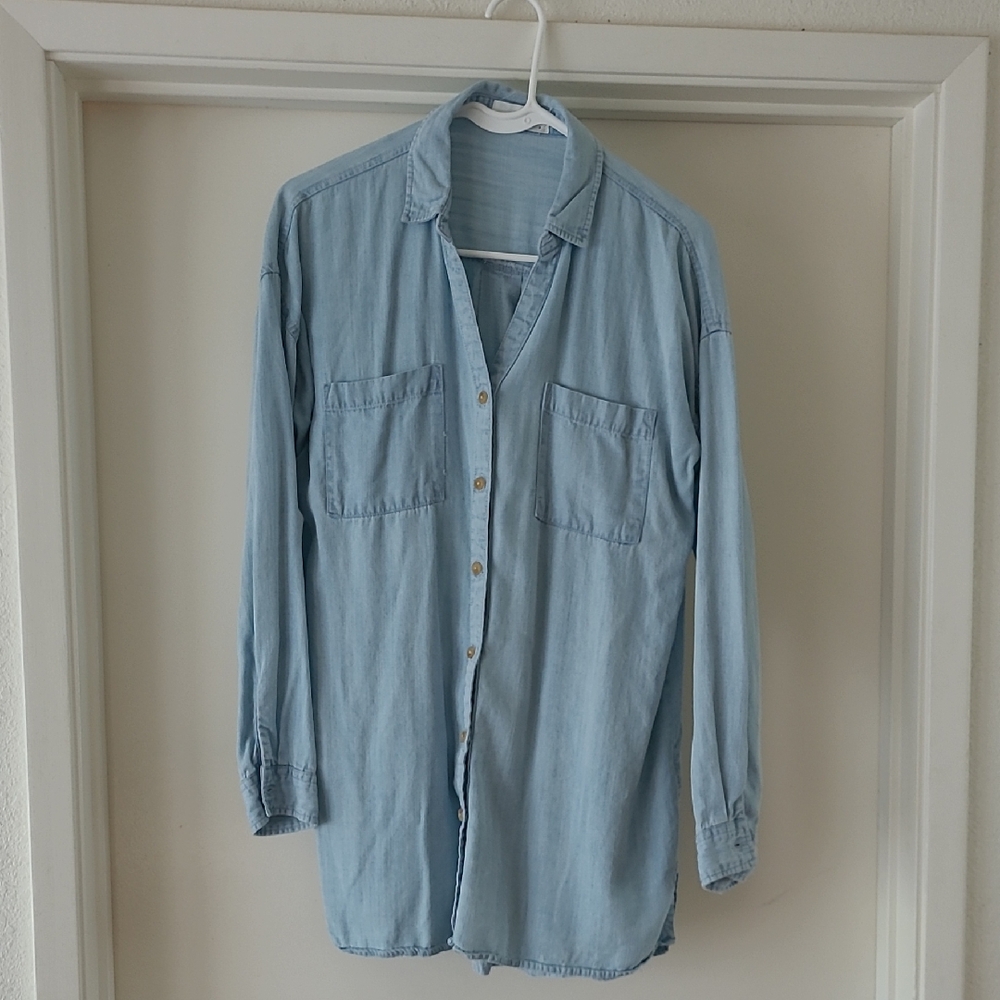 CJLA Ari Top Light Blue Chambrey Style Blouse